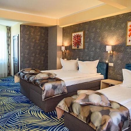 Hotel Stefani Sibiu Ngoại thất bức ảnh