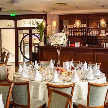 Hotel Stefani Sibiu Ngoại thất bức ảnh