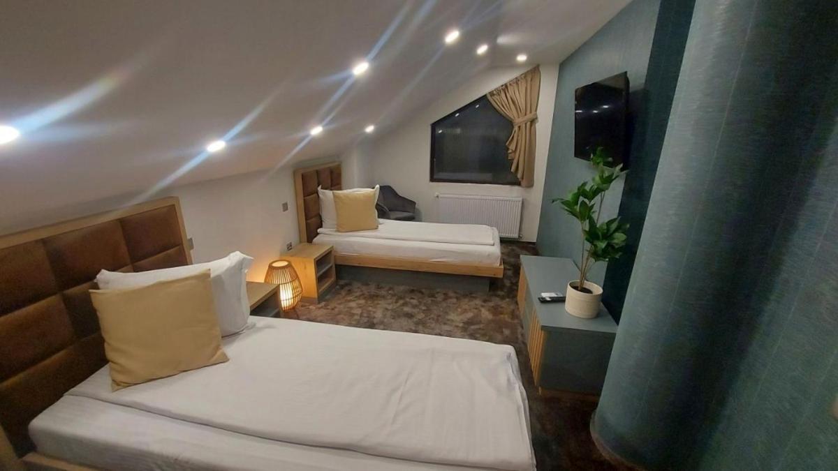 Hotel Stefani Sibiu Ngoại thất bức ảnh