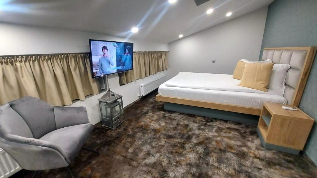 Hotel Stefani Sibiu Ngoại thất bức ảnh