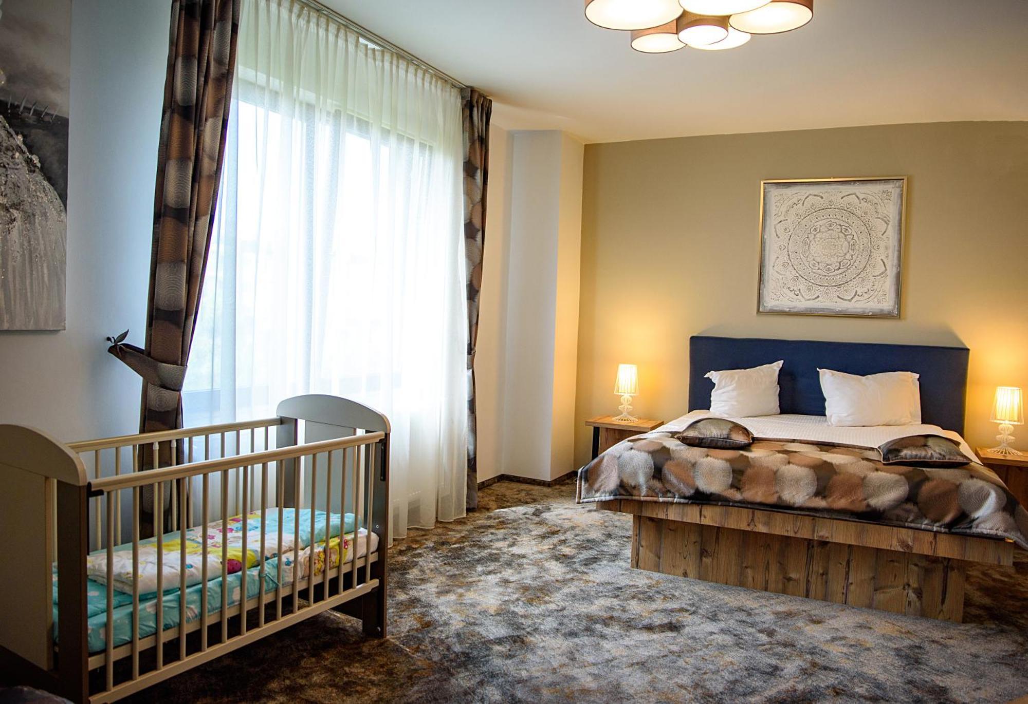 Hotel Stefani Sibiu Ngoại thất bức ảnh