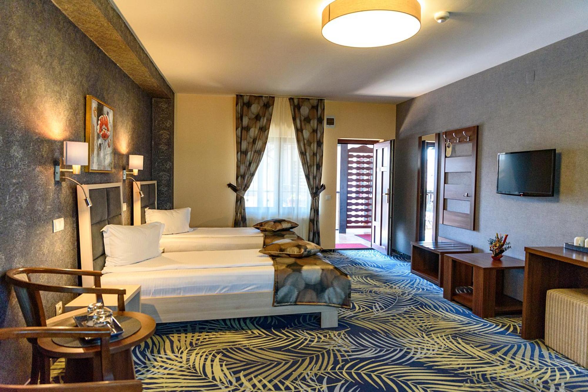 Hotel Stefani Sibiu Ngoại thất bức ảnh