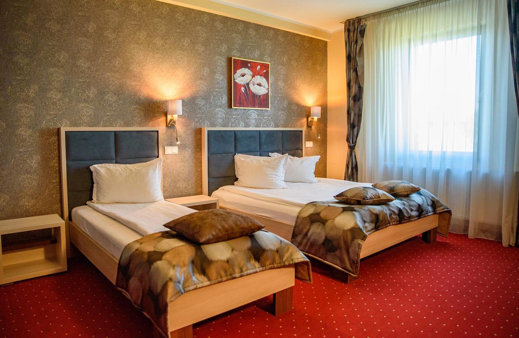Hotel Stefani Sibiu Ngoại thất bức ảnh