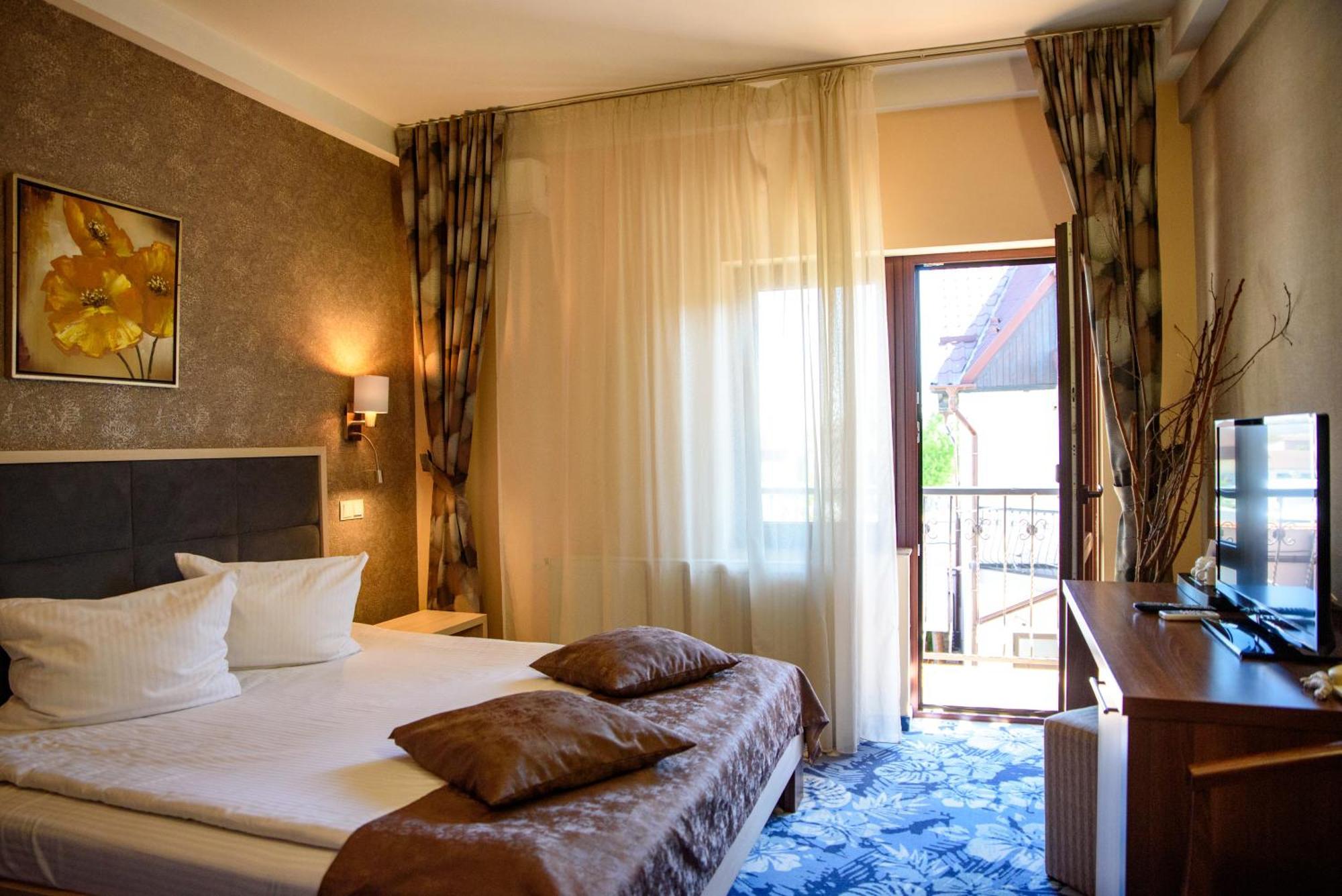 Hotel Stefani Sibiu Ngoại thất bức ảnh