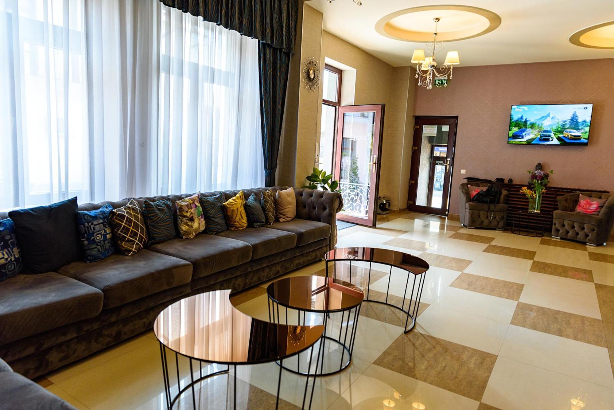 Hotel Stefani Sibiu Ngoại thất bức ảnh