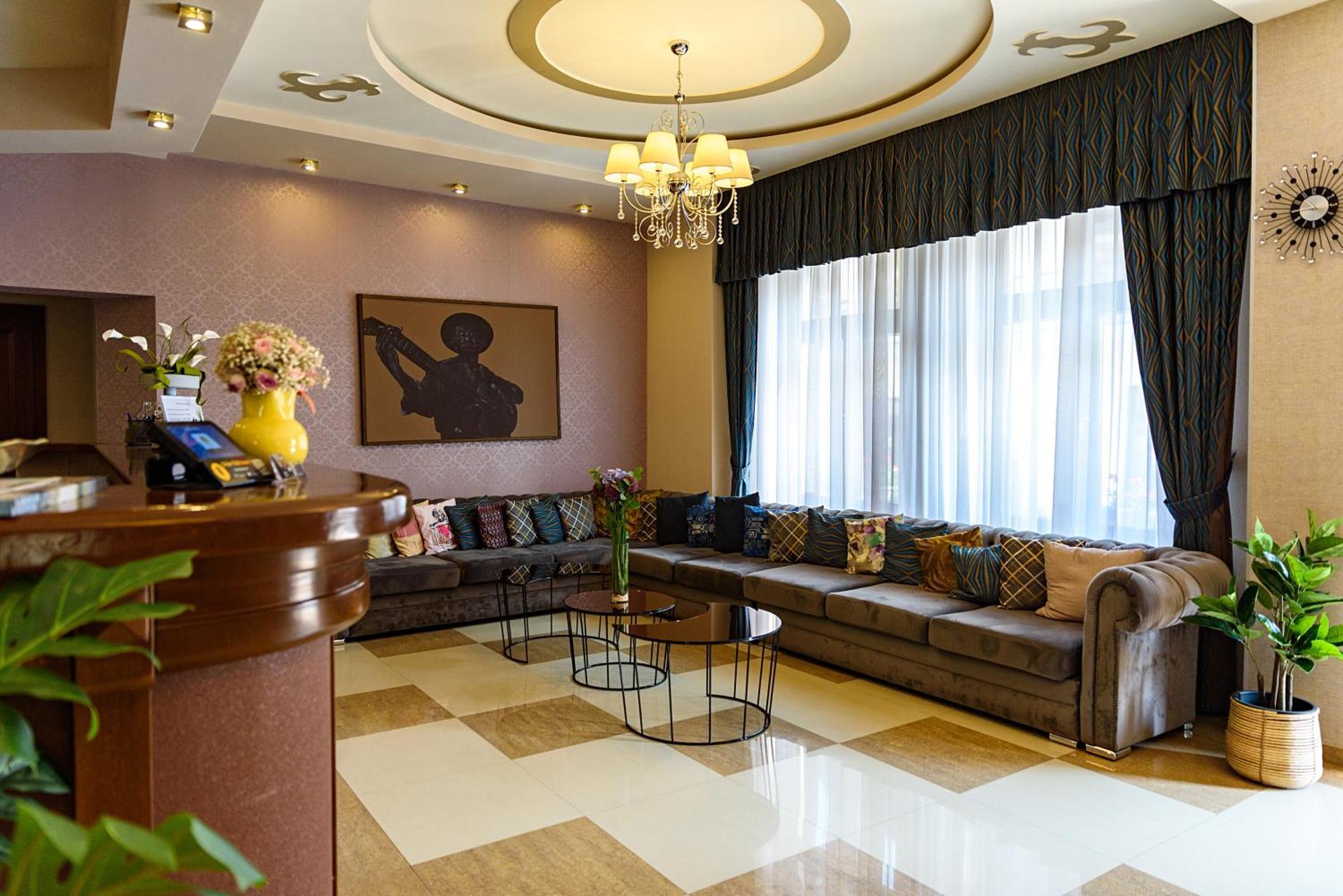 Hotel Stefani Sibiu Ngoại thất bức ảnh