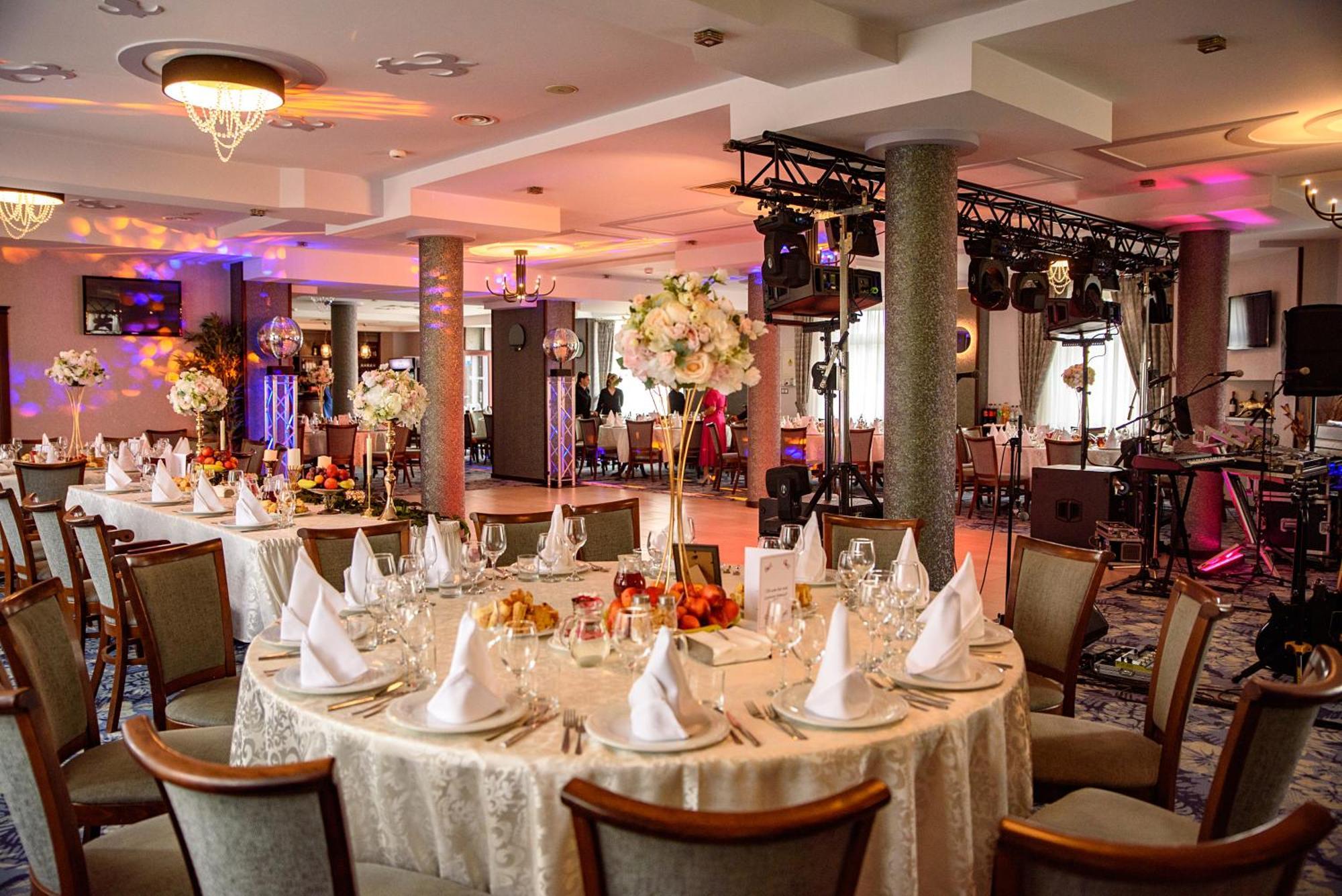 Hotel Stefani Sibiu Ngoại thất bức ảnh