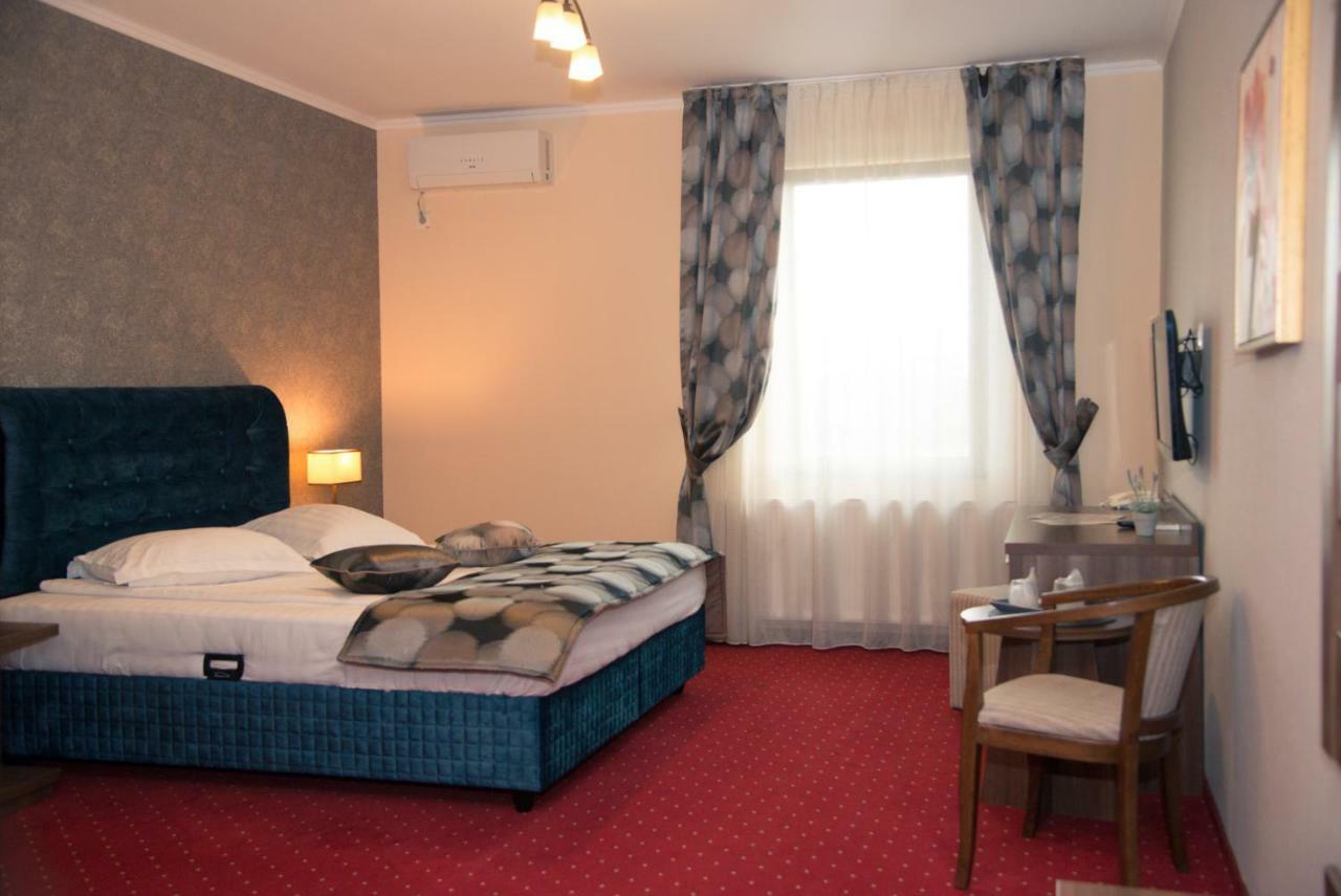 Hotel Stefani Sibiu Ngoại thất bức ảnh