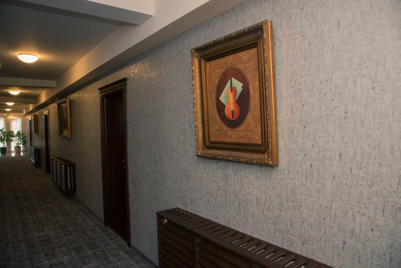 Hotel Stefani Sibiu Ngoại thất bức ảnh