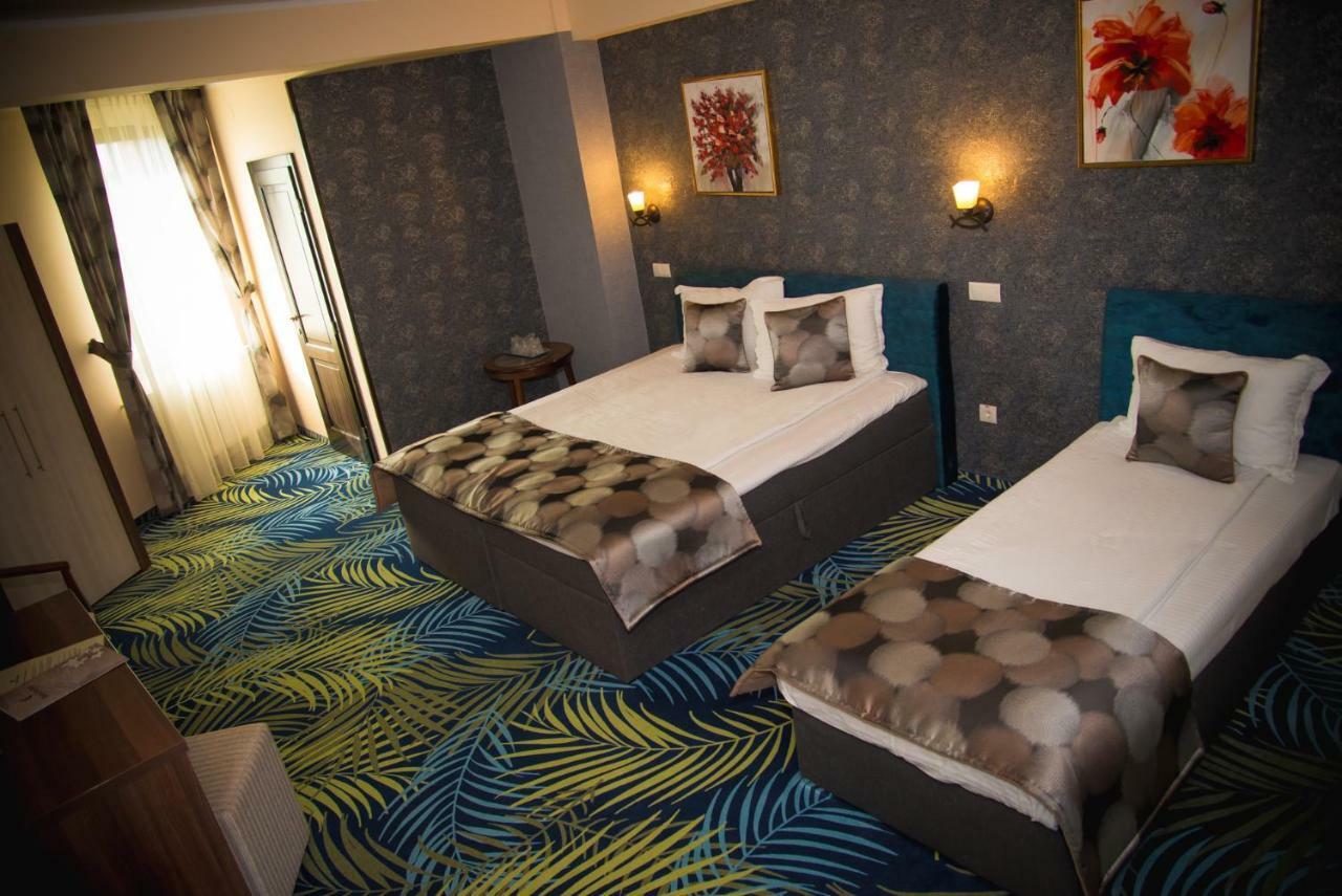 Hotel Stefani Sibiu Ngoại thất bức ảnh