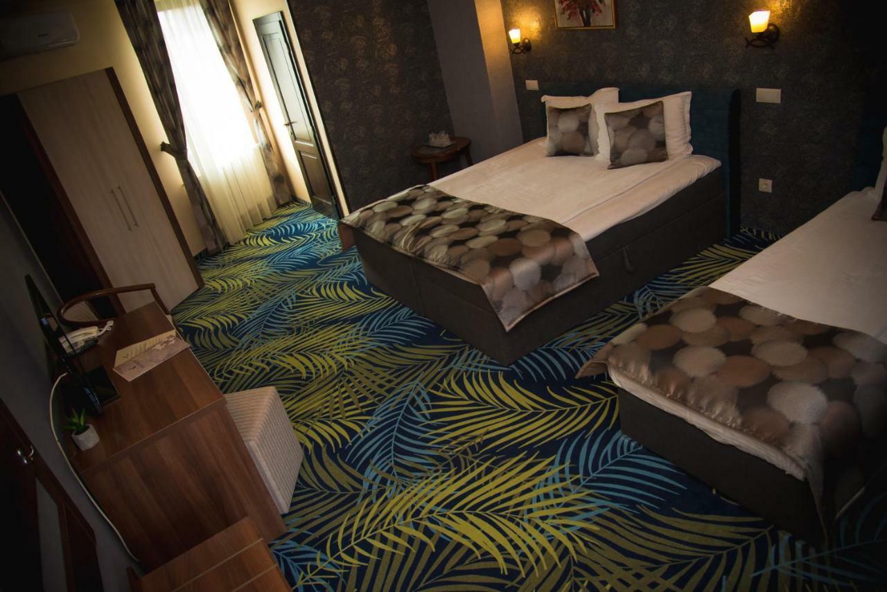 Hotel Stefani Sibiu Ngoại thất bức ảnh