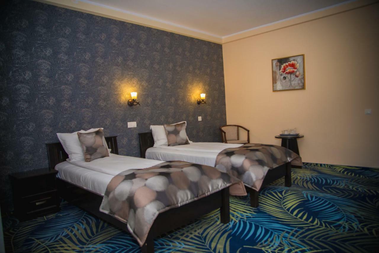 Hotel Stefani Sibiu Ngoại thất bức ảnh