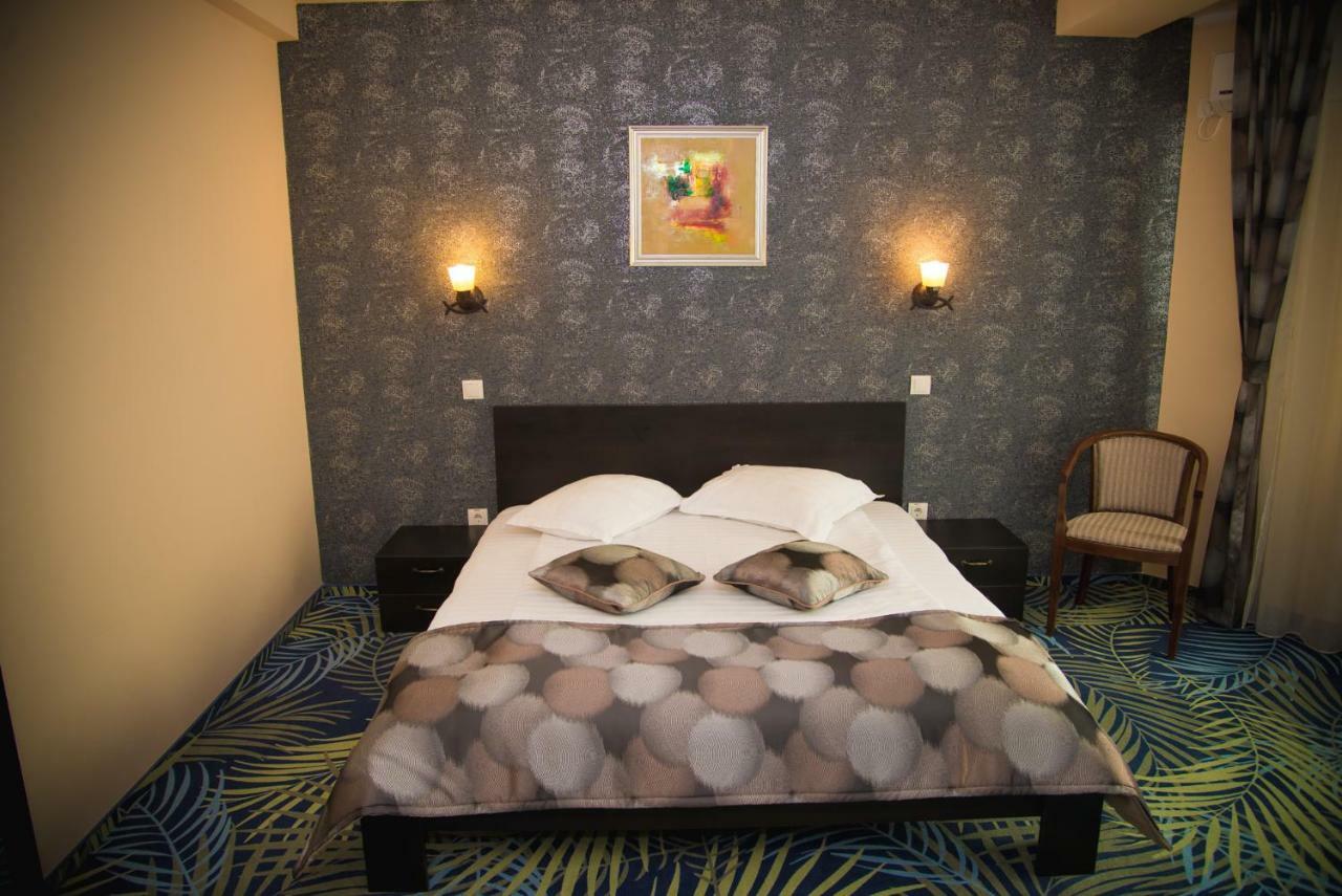 Hotel Stefani Sibiu Ngoại thất bức ảnh
