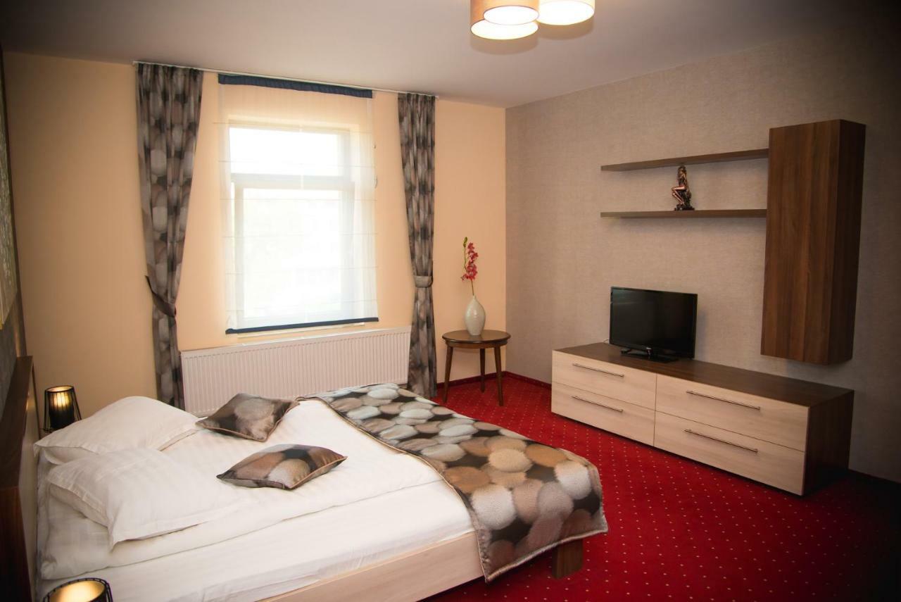 Hotel Stefani Sibiu Ngoại thất bức ảnh