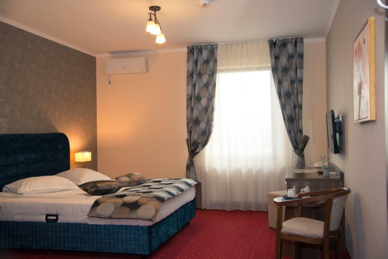 Hotel Stefani Sibiu Ngoại thất bức ảnh
