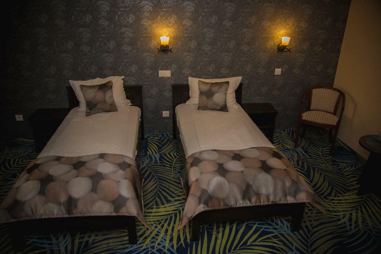 Hotel Stefani Sibiu Ngoại thất bức ảnh