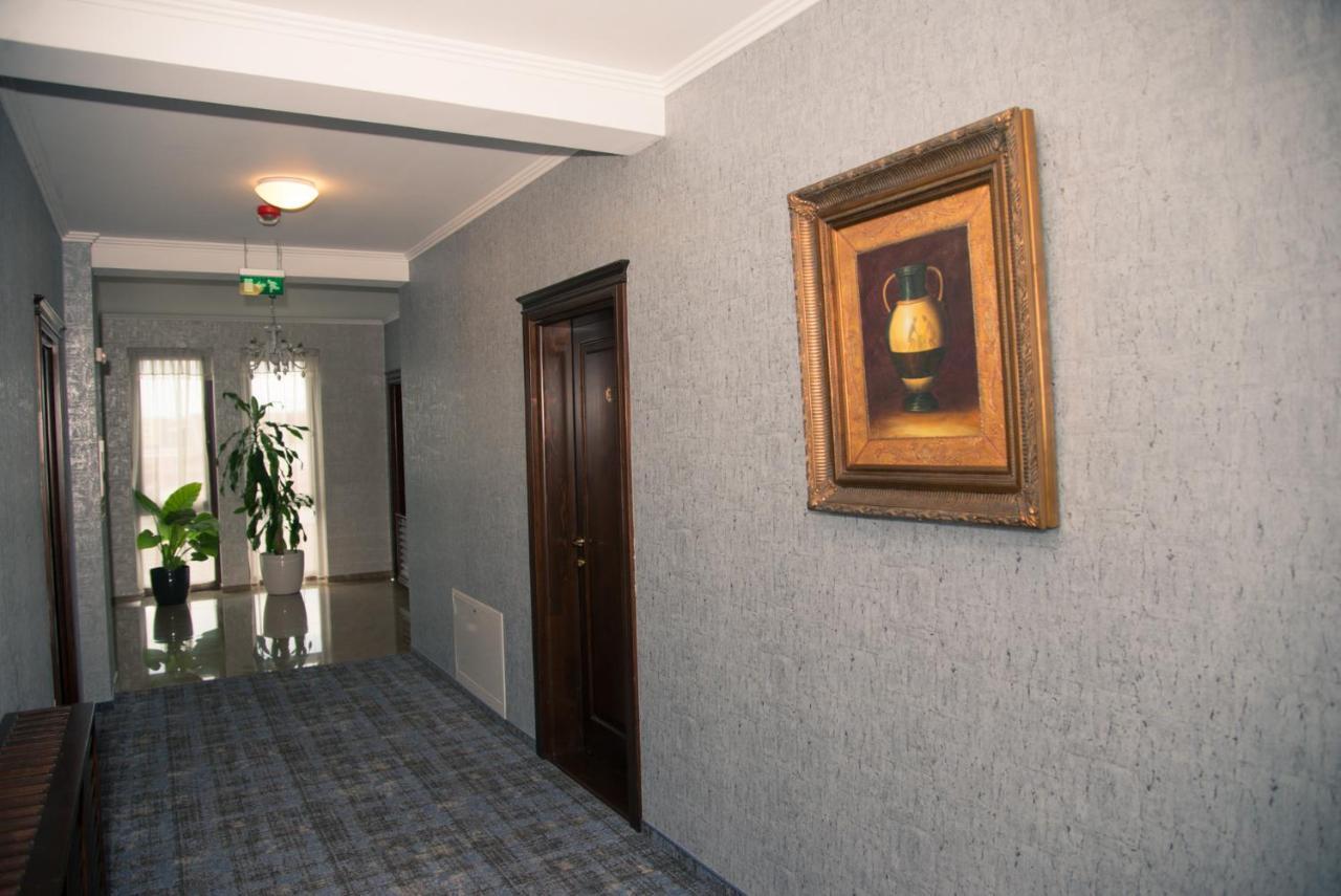 Hotel Stefani Sibiu Ngoại thất bức ảnh